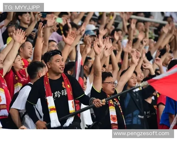 球星帅气瞬间定格绿茵赛场激情与荣耀的足球视觉盛宴 球星帅气瞬间定格绿茵赛场激情与荣耀的足球视觉盛宴